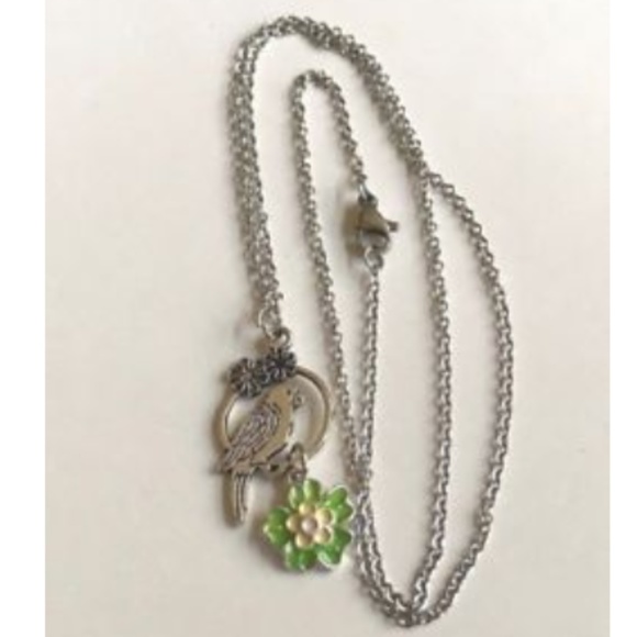 Vintage Parrot Necklace 20" Stainless Steel Chain Silver Tone Island Flowers - Picture 10 of 12